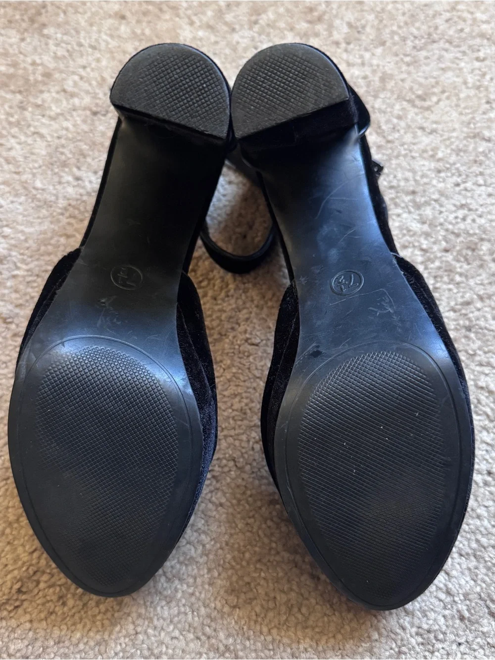 Steve Madden Black Velvet Platform Block Heel Sandals with Ankle Strap
